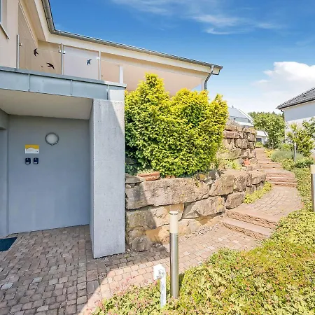 Charming In Weinsheim With Garden Apartman
